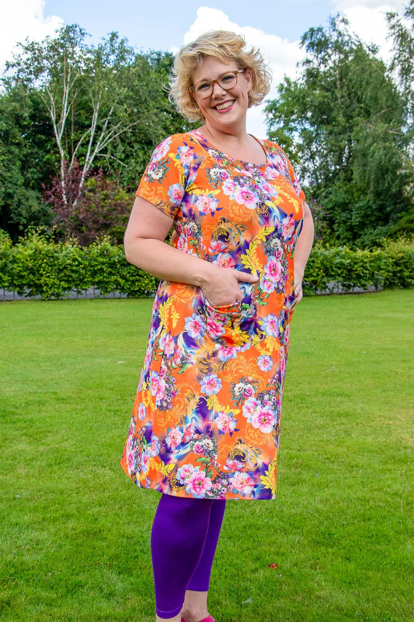 Ava dress- happy print orange summer vibe