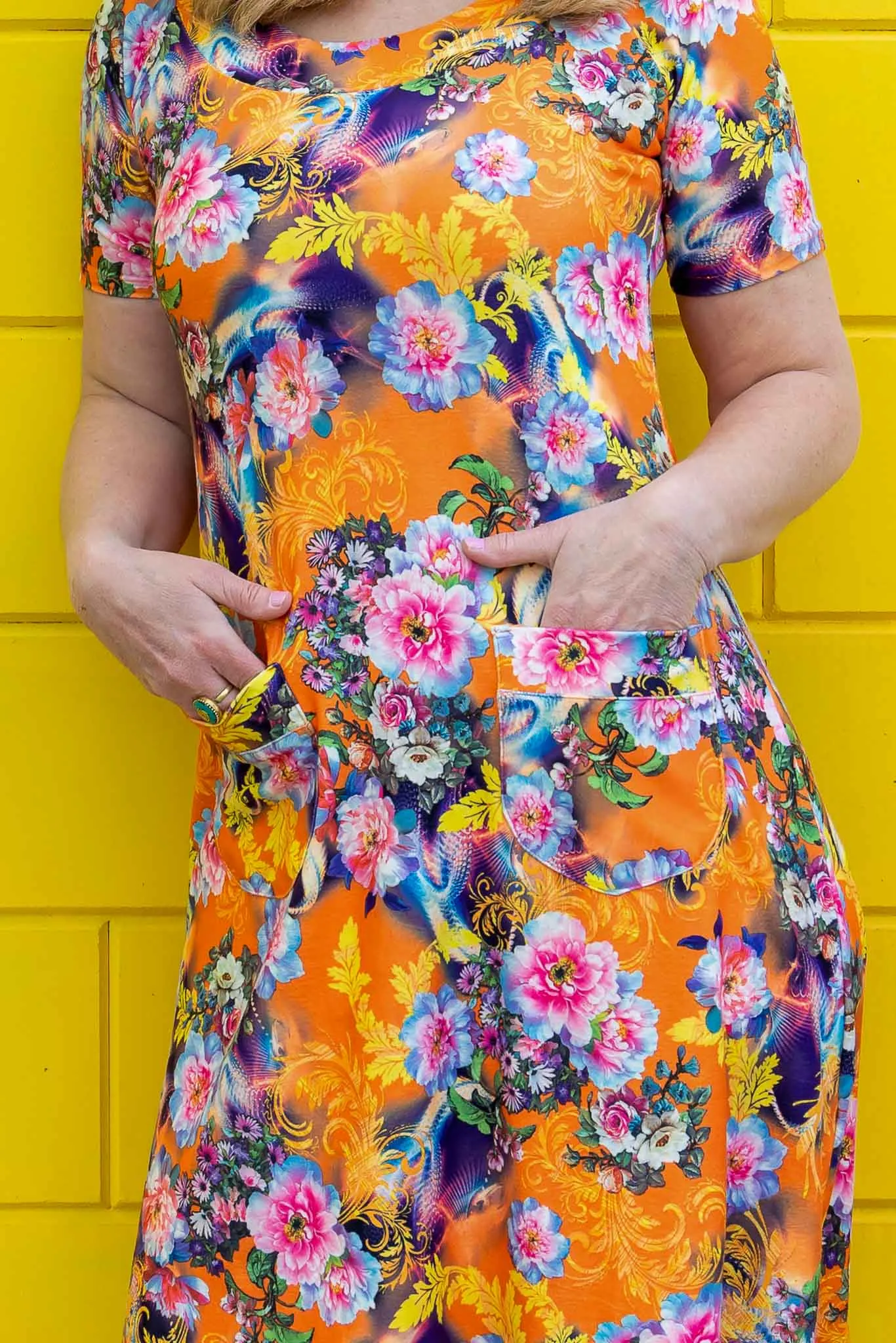 Ava dress- happy print orange summer vibe
