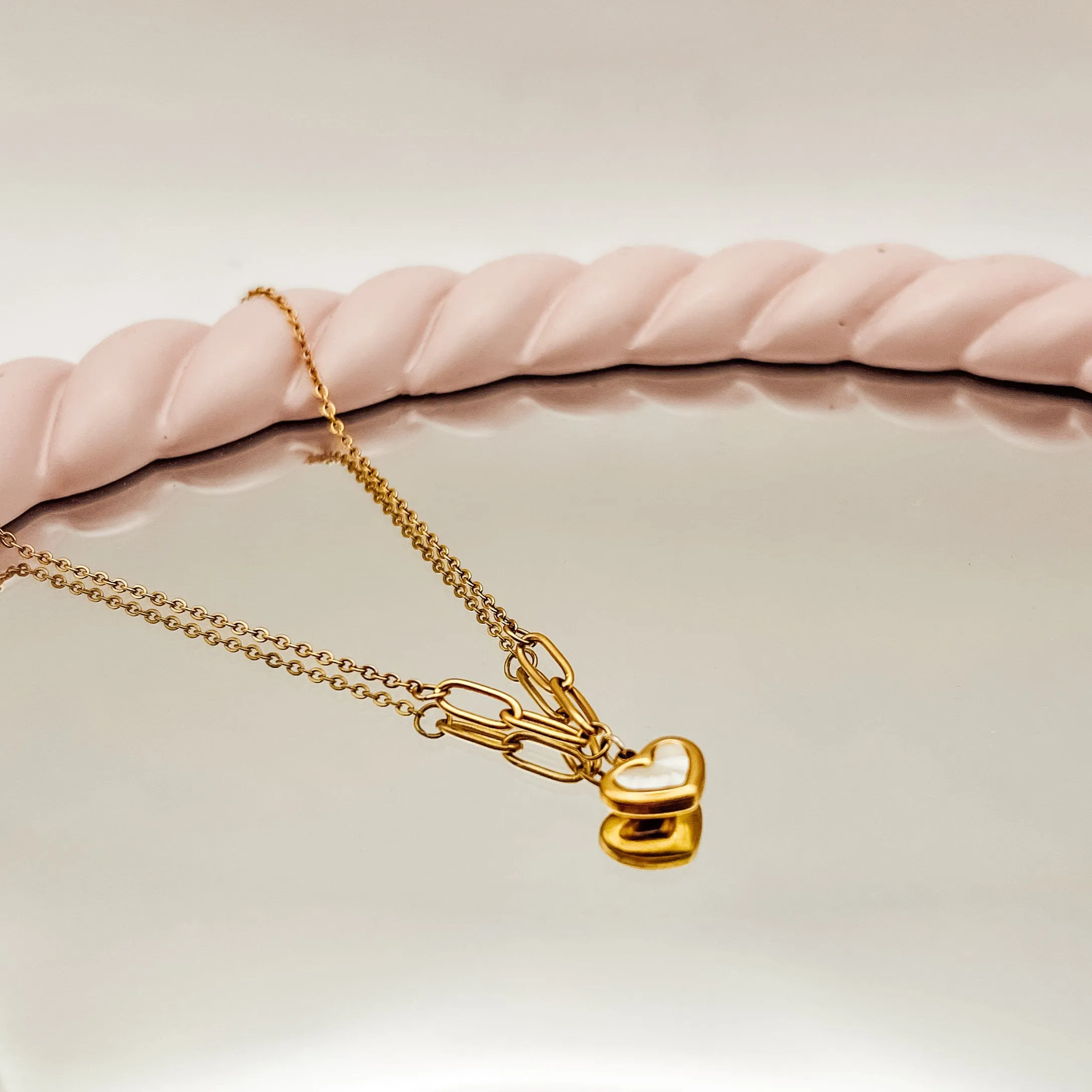 Mother Of Pearl Sweet Heart Necklace