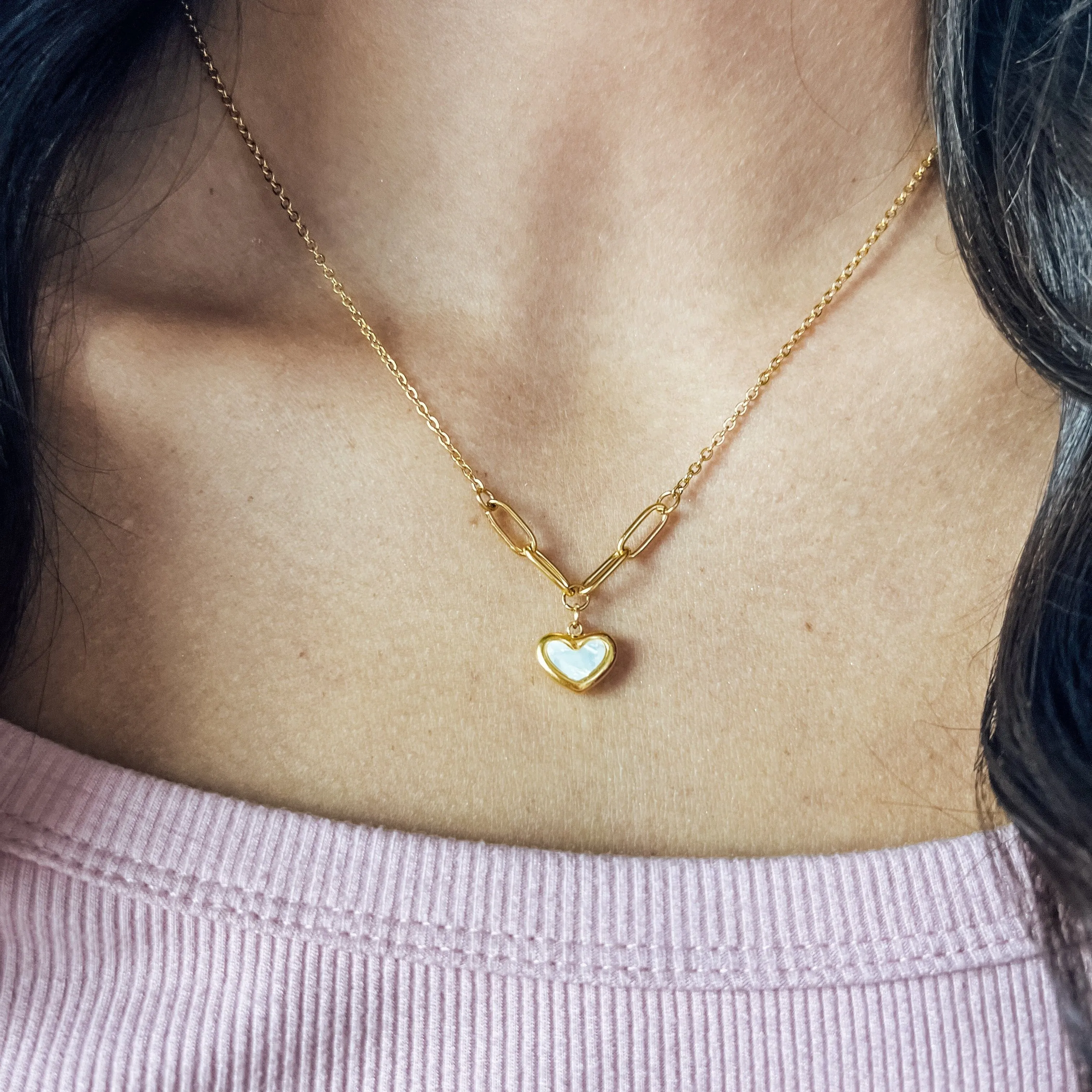 Mother Of Pearl Sweet Heart Necklace