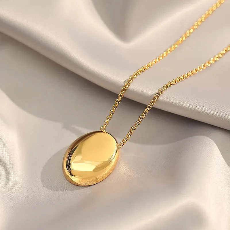 VAIGE Elegant Gold-Colored Stainless Steel Oval Pendant Long Necklace with Geometric Design, 3.5cm x 2.5cm, Perfect for Fashion Accessories and Sweater Chains