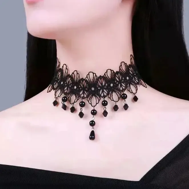 Velvet Fashion Choker Necklace for Women & Girls - Vintage Lace Necklace with Pendants