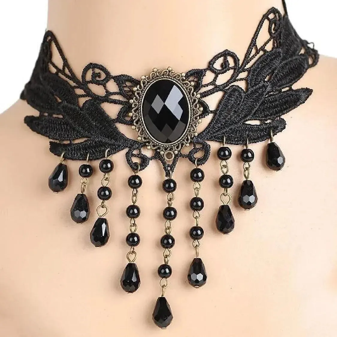 Velvet Fashion Choker Necklace for Women & Girls - Vintage Lace Necklace with Pendants