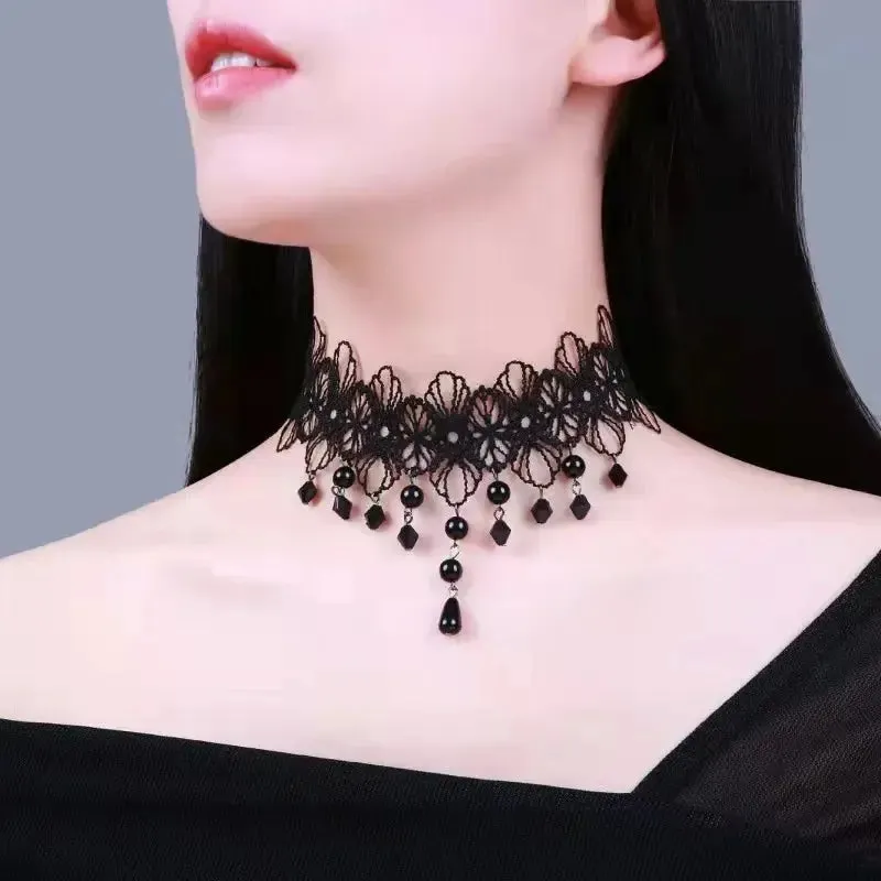 Velvet Fashion Choker Necklace for Women & Girls - Vintage Lace Necklace with Pendants