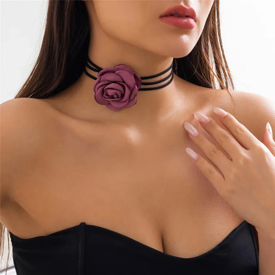 Vintage Elegant Rose Flower Choker Necklace Velvet Collar Choker for Weddings, Parties and Holiday